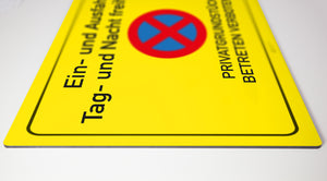 Ein- und Ausfahrt freihalten - betreten verboten - Schild - gelb - 4 mm Alu Verbundplatte