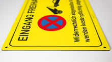 Laden Sie das Bild in den Galerie-Viewer, Eingang freihalten - Schild - gelb - 4 mm Alu Verbundplatte