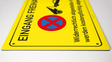 Laden Sie das Bild in den Galerie-Viewer, Eingang freihalten - Schild - gelb - 4 mm Alu Verbundplatte
