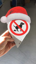 Laden Sie das Bild in den Galerie-Viewer, 2 Stk. Schilder - Hier ist kein Hundeklo - weihnachtlich - 4 mm Alu Verbundplatte